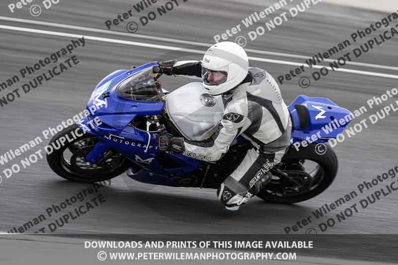 cadwell no limits trackday;cadwell park;cadwell park photographs;cadwell trackday photographs;enduro digital images;event digital images;eventdigitalimages;navarra;no limits trackdays;peter wileman photography;racing digital images;trackday digital images;trackday photos